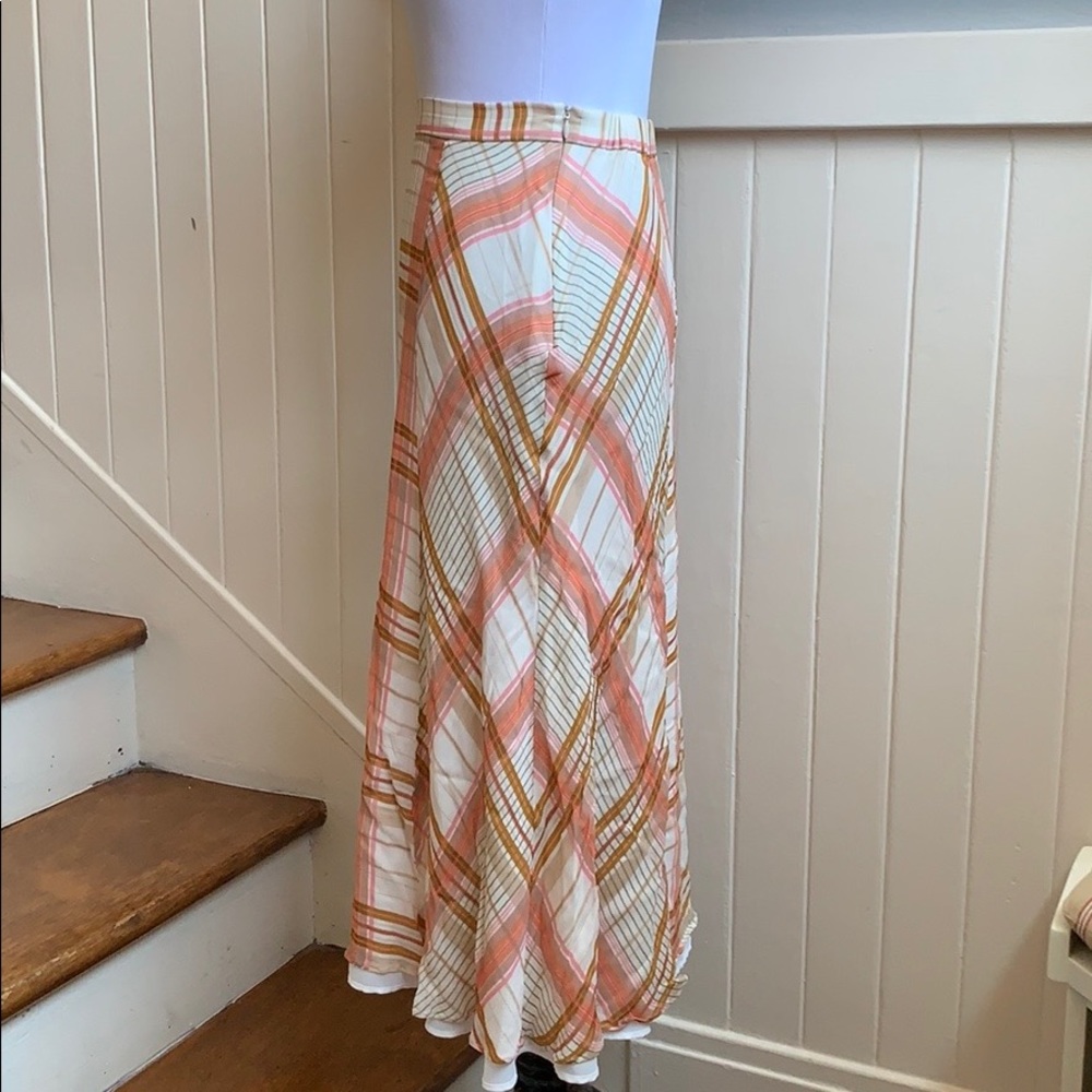 Massimo Dutti Check print midi skirt in Raspberry - Picture 13 of 16